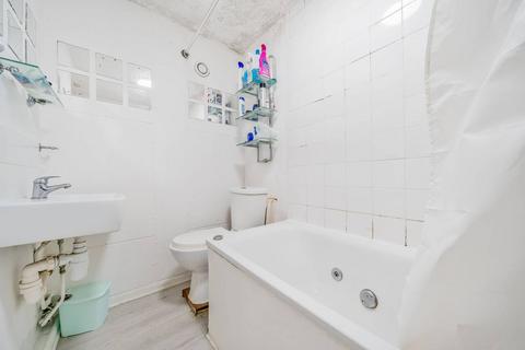 44 Heylyn Square, London, E3 2DW