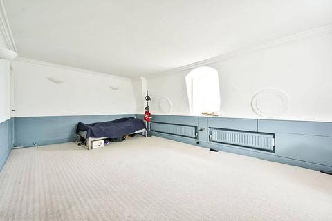 2 bedroom flat for sale, Redcliffe Square, Chelsea, London, SW10