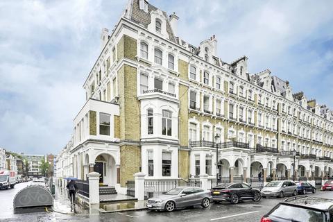 2 bedroom flat for sale, Redcliffe Square, Chelsea, London, SW10