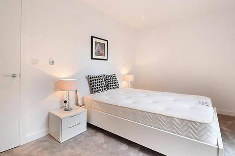 2 bedroom flat to rent, Victory Place, Elephant and Castle, London, SE17