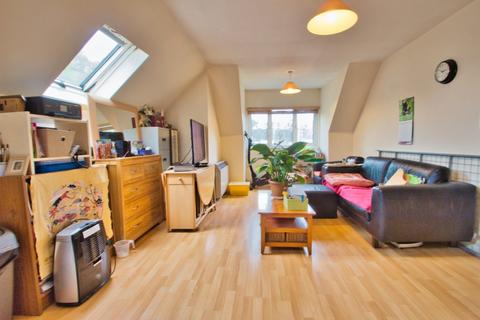 1 bedroom flat to rent, Gainsborough Lodge,Hindes Road, Harrow