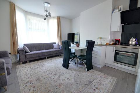 2 bedroom apartment for sale, East Grinstead, West Sussex, RH19