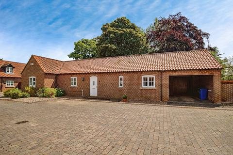 3 bedroom detached bungalow for sale, Woodland Rise, Hull HU11