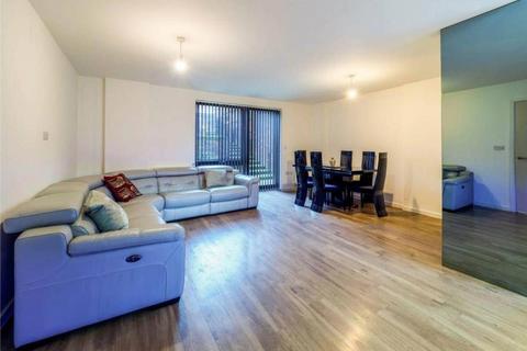 3 bedroom flat to rent, Fishers Way, Sudbury, Wembley, HA0