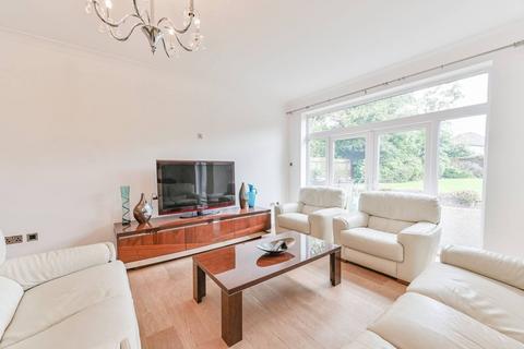 6 bedroom house for sale, Uxbridge Road, Pinner, HA5