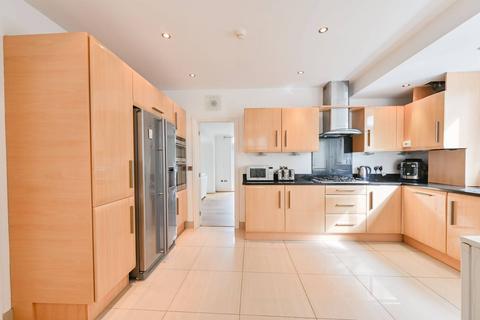 6 bedroom house for sale, Uxbridge Road, Pinner, HA5