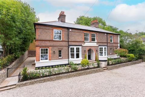 2 bedroom end of terrace house for sale, Francis Cottages, White Hill, Chesham, HP5