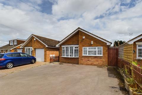 2 bedroom detached bungalow for sale, Hertford Road, Bishops Cleeve, Cheltenham, Gloucestershire, GL52