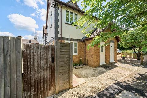 2 bedroom semi-detached house for sale, Aylesbury,  Buckinghamshire,  HP19