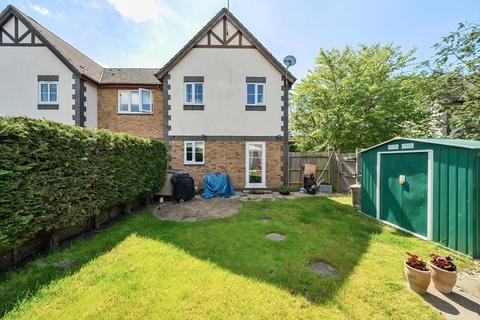 2 bedroom semi-detached house for sale, Aylesbury,  Buckinghamshire,  HP19