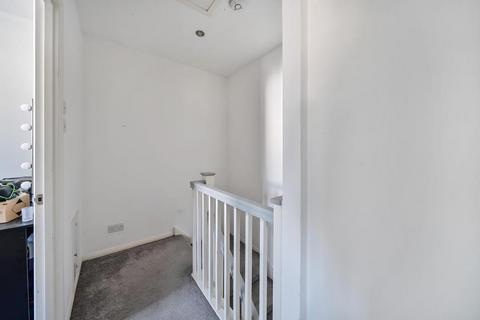 2 bedroom semi-detached house for sale, Aylesbury,  Buckinghamshire,  HP19