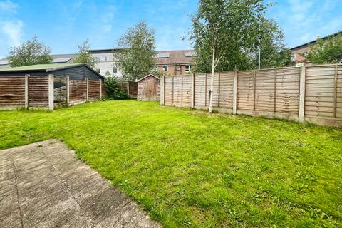 3 bedroom maisonette for sale, Kempster Gardens, Greater Manchester M7