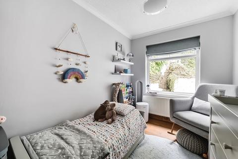 60 Hilltop Road, Whyteleafe, CR3 0DD