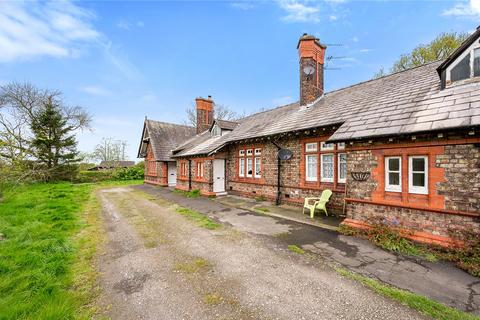 6 bedroom bungalow for sale, Knowsley Lane, Prescot L34