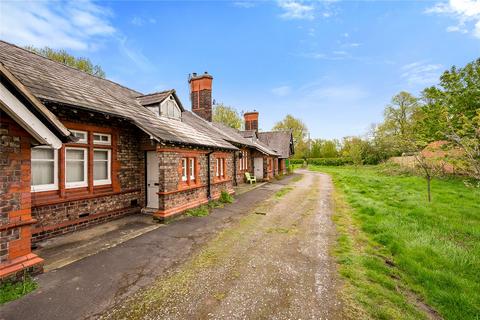 6 bedroom bungalow for sale, Knowsley Lane, Prescot L34