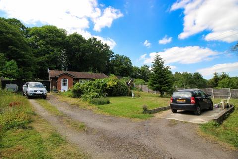 2 bedroom detached bungalow for sale, Valley Lane, Meopham DA13