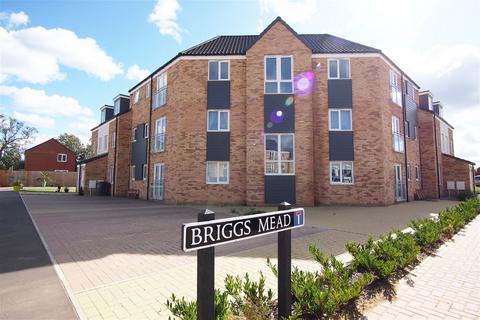 2 bedroom flat for sale, Briggs Mead, Wymondham NR18