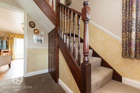 5 Hillshott, Letchworth Garden City, SG6 1SA