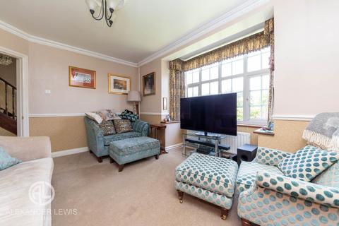 5 Hillshott, Letchworth Garden City, SG6 1SA