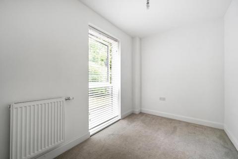 2 bedroom flat for sale, Rooksdown,  Basingstoke,  RG24