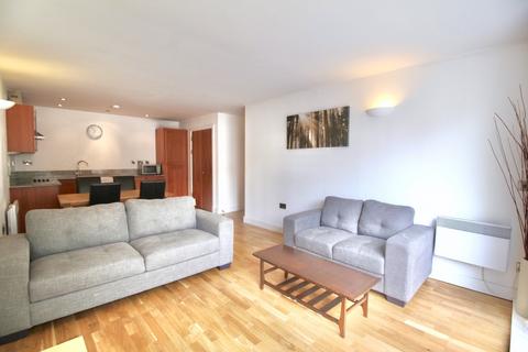 2 bedroom apartment to rent, Isaac Way, Manchester M4