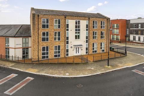 2 bedroom flat for sale, The Square, Upton, Northampton, NN5