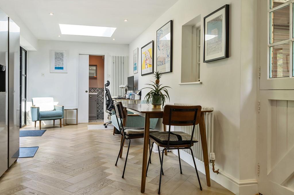 Kitchen / Breakfast Room