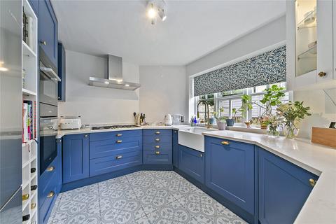 37a Gloucester Road, Richmond, TW9 3BS