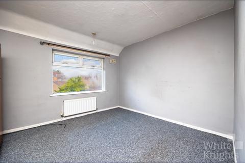 18 Spencer Road, Whitley Wood, Reading, RG2 8TR