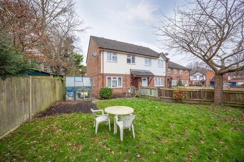 33 Bromelia Close, Bramley, Tadley, RG26 5QQ