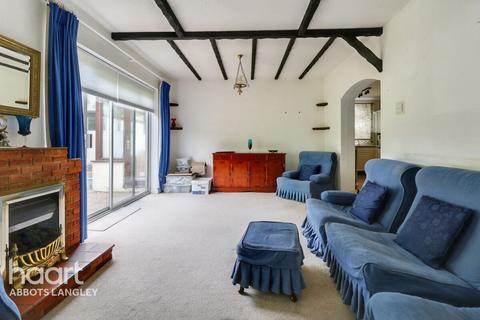 42 Abbots Road, Abbots Langley, WD5 0BG