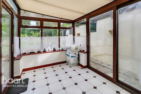 42 Abbots Road, Abbots Langley, WD5 0BG