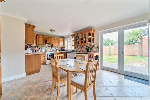 3 bedroom detached house for sale, Challenger Close, Sittingbourne, Kent, ME10