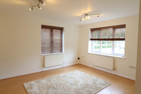 2 bedroom maisonette to rent, Mossmans Close, Bletchley