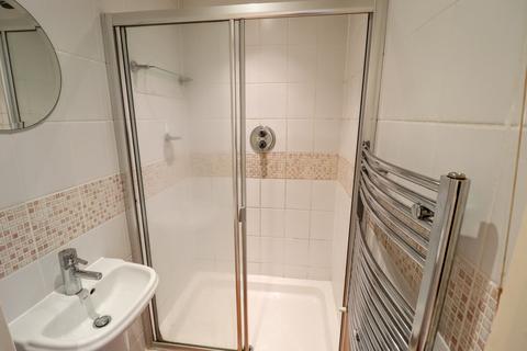 2 bedroom maisonette to rent, Mossmans Close, Bletchley