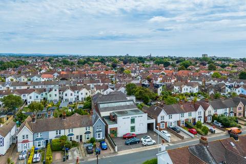 Office for sale, Oaklands Business Centre, 64-68 Elm Grove, Worthing, BN11 5LH