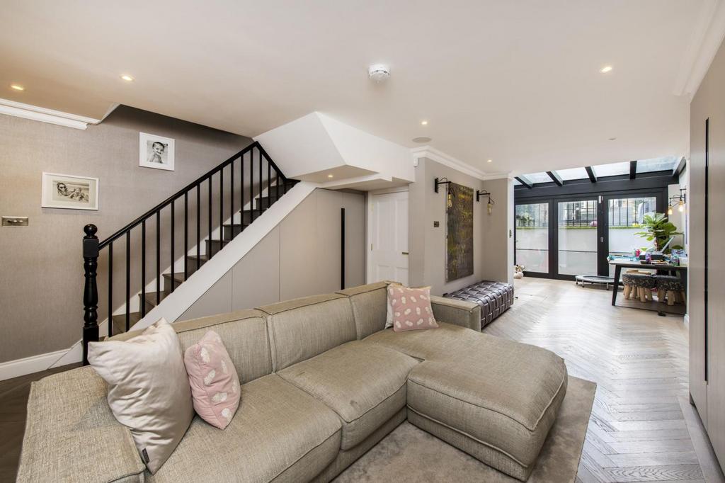 Family / Play room