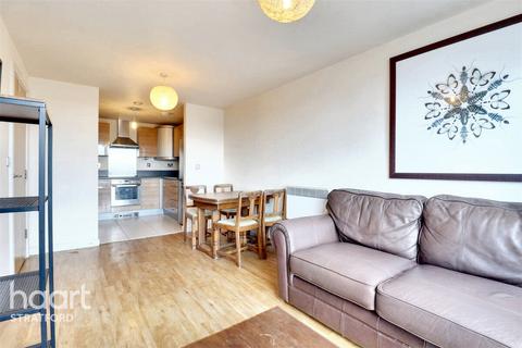 1 bedroom apartment for sale, High Street, Stratford