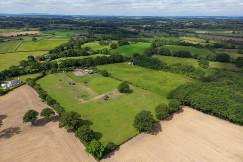 Land for sale, Wolverton Fields, Norton Lindsey, Warwick, Warwickshire, CV35