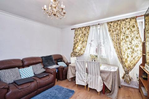 3 bedroom maisonette for sale, Cumberland Market, London NW1