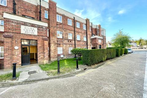 House to rent, Gilda Court, Watford Way,, London, NW7