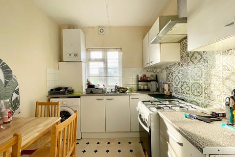 House to rent, Gilda Court, Watford Way,, London, NW7