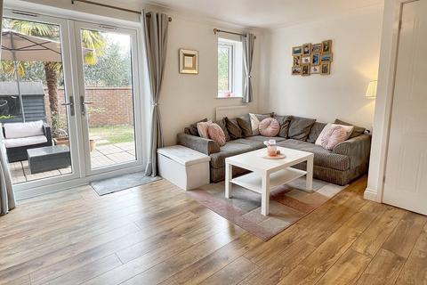 3 bedroom end of terrace house for sale, Liederbach Drive , Verwood