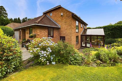 4 bedroom detached house for sale, Windmill Lane, West Hill
