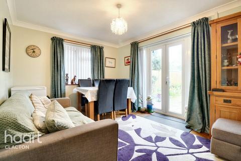 11 Beacon Way, St Osyth, Clacton-on-sea, CO16 8JN