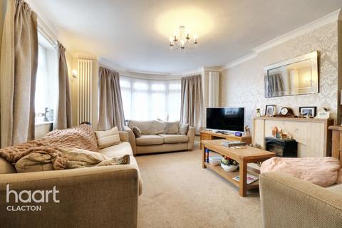 11 Beacon Way, St Osyth, Clacton-on-sea, CO16 8JN