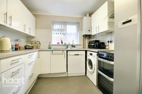 11 Beacon Way, St Osyth, Clacton-on-sea, CO16 8JN