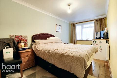 11 Beacon Way, St Osyth, Clacton-on-sea, CO16 8JN