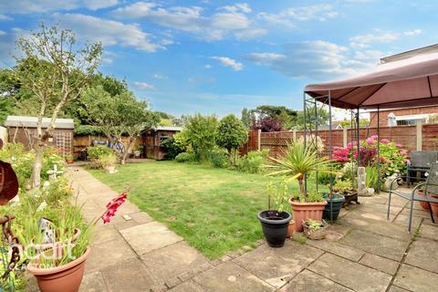 11 Beacon Way, St Osyth, Clacton-on-sea, CO16 8JN
