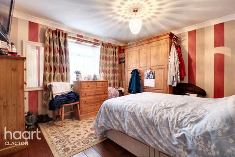 11 Beacon Way, St Osyth, Clacton-on-sea, CO16 8JN
